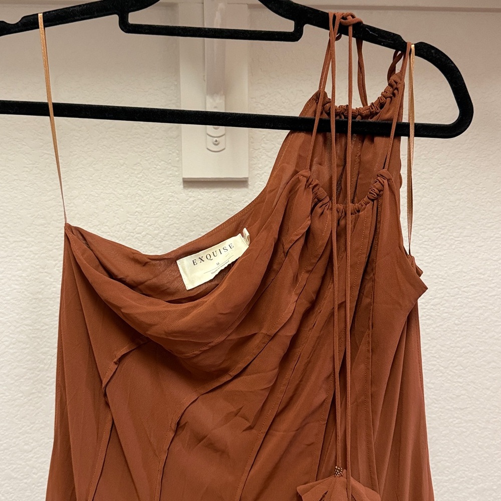 Exquise Nola Ethereal Paislee One-Shoulder Chiffon Maxi - Picture 4 of 10